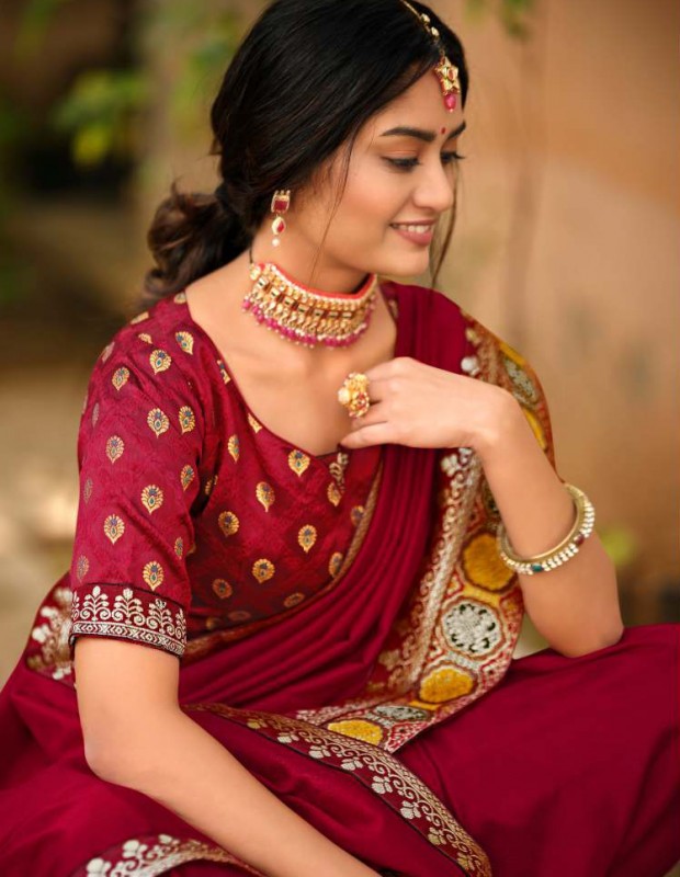 Maroon coloured matka silk saree with blouse