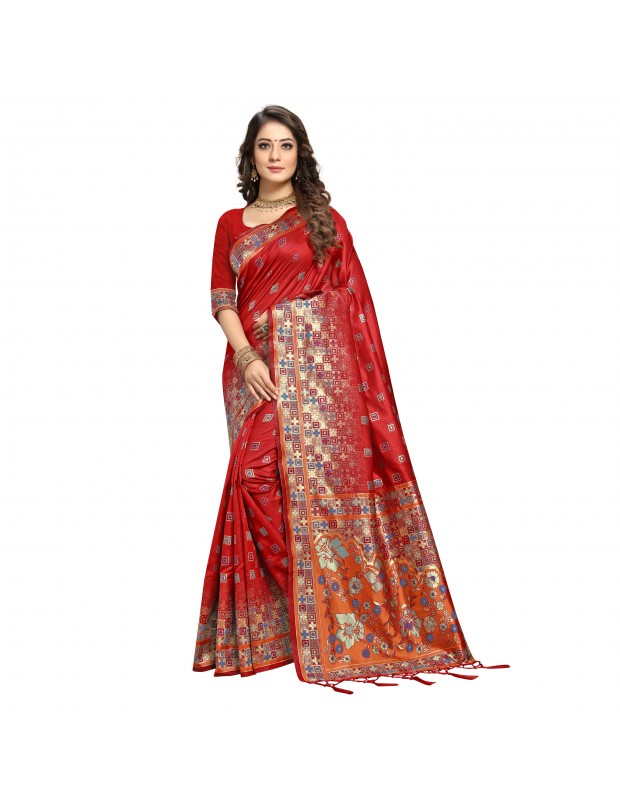 Red coloured womens handloom weaved banarasi silk saree